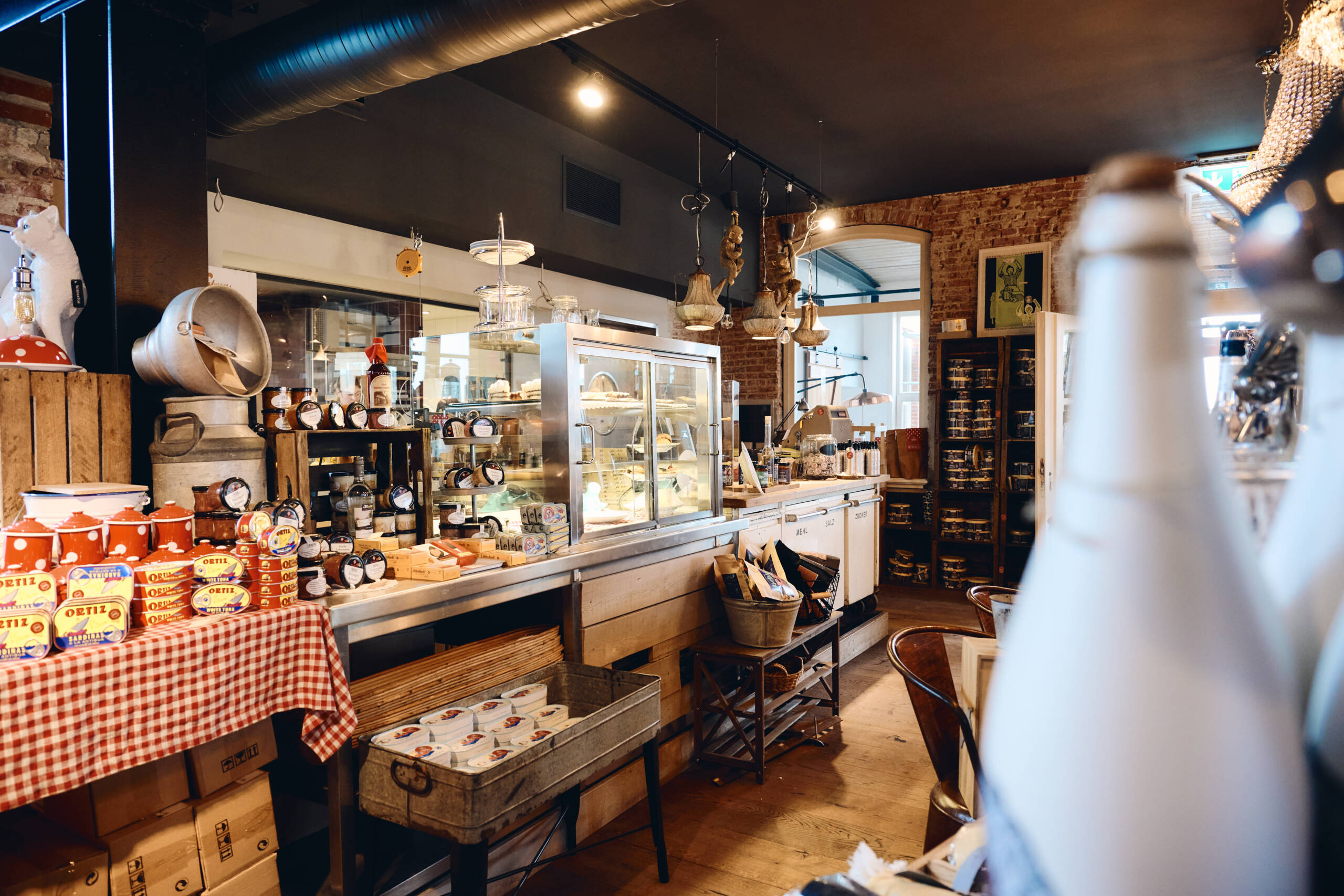 Historisches Ambiente <br> Lorem ipsum dolor sit amet, consectetur adipiscing elit. Suspendisse varius enim in eros elementum tristique